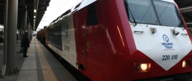 Hellenic Train: Σε διαθεσιμότητα ο συνοδός του Προαστιακού που πήρε χρήματα από επιβάτη