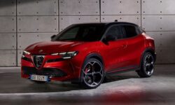 Η Alfa Romeo κατάφερε να αυξήσει στους 280 ίππους την ισχύ της ηλεκτρικής Junior Veloce