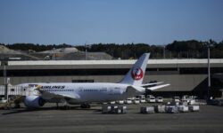 Επείγουσα προσγείωση στα βόρεια της Ιαπωνίας πραγματοποίησε αεροσκάφος της Japan Airlines