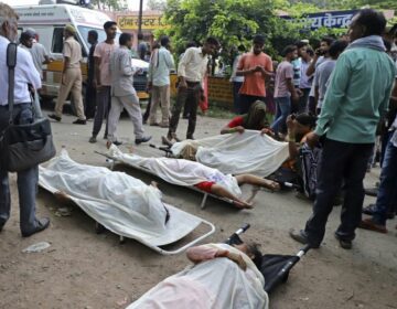 Ινδία: Στους 121 οι νεκροί από το ποδοπάτημα σε θρησκευτική συνάθροιση Ινδουιστών