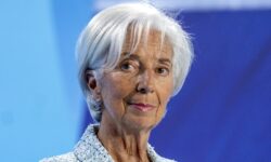 Η Λαγκάρντ κράτησε «κλειστά τα χαρτιά» της για τη νέα μείωση των επιτοκίων της ΕΚΤ