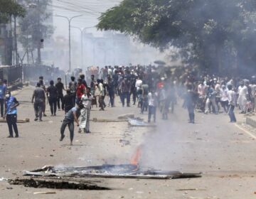 Στους 105 οι νεκροί από τις ταραχές στο Μπανγκλαντές