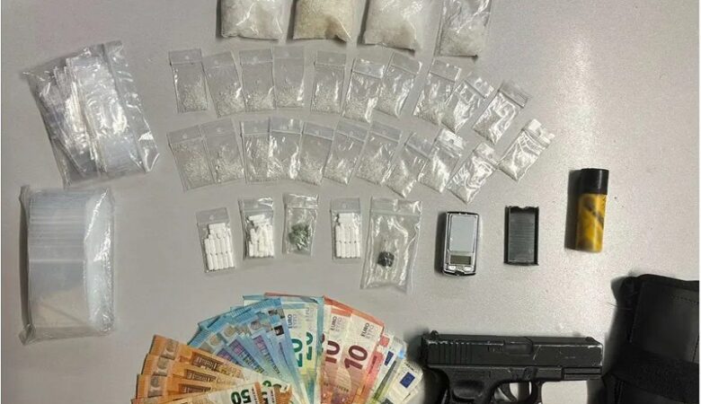 Συνελήφθη 38χρονος που διακινούσε κρυσταλλική μεθαμφεταμίνη στην πλατεία Βικτωρίας