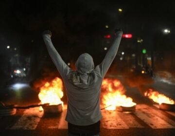 Χαμός στη Βενεζουέλα μετά την επανεκλογή Μαδούρο – Τουλάχιστον ένας νεκρός και 46 συλλήψεις στις διαδηλώσεις