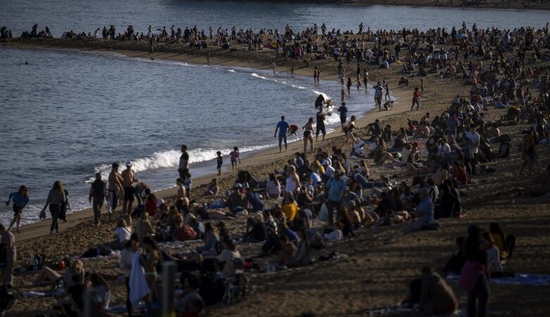 Η Ισπανία οδεύει προς μία ακόμα χρονιά ρεκόρ για τον τουρισμό