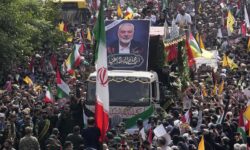 Η Γαλλία καλεί τους υπηκόους της που βρίσκονται στο Ιράν να φύγουν το «ταχύτερο δυνατό» από τη χώρα