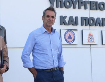 Πύρινος εφιάλτης στην Αττική: Ολοκληρώθηκε η διυπουργική σύσκεψη υπό τον πρωθυπουργό