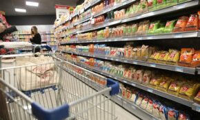 Το κοινό σχέδιο κυβέρνησης και αγοράς για μειώσεις έως 20% σε βασικά προϊόντα