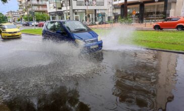 Ισχυρές καταιγίδες μέχρι αργά το απόγευμα σε Πελοπόννησο και Αττική