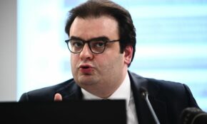 Ο Κυριάκος Πιερρακάκης είναι υποψήφιος για την προεδρία του Eurogroup