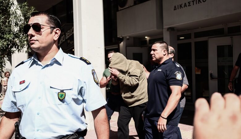 Ισόβια χωρίς αναγνώριση ελαφρυντικού στον 68χρονο που εκτέλεσε εν ψυχρώ 39χρονο παρκαδόρο στον Πειραιά