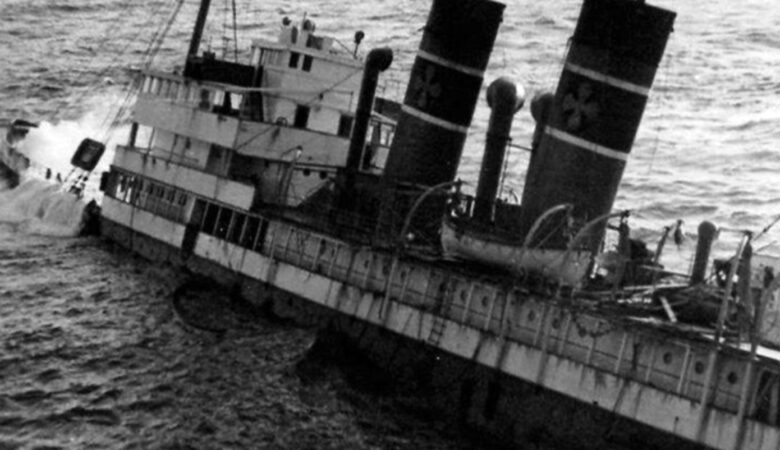 Στη δημοσιότητα για πρώτη φορά οι φωτογραφίες από το ναυάγιο του ατμόπλοιου «ΑΔΡΙΑΣ», που βυθίστηκε το 1951