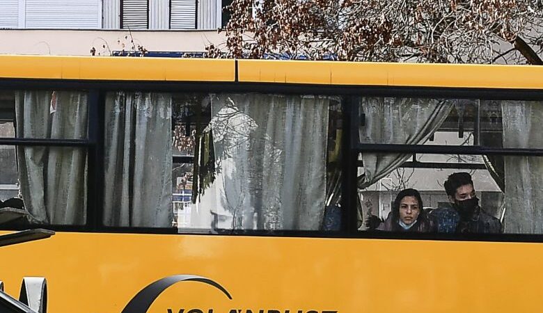 Η Ουγγαρία απειλεί να στείλει λεωφορεία με μετανάστες στις Βρυξέλλες – Οργισμένη αντίδραση της βελγικής κυβέρνησης