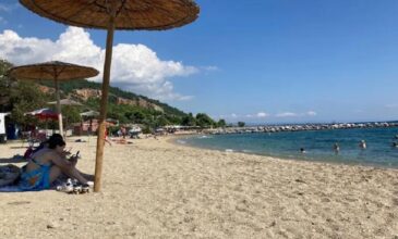 Επιτρέπεται και πάλι η κολύμβηση στις ακτές της ευρύτερης περιοχής του Βόλου