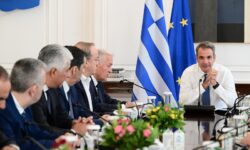 Μητσοτάκης: Τα τελευταία χρόνια έχουν γίνει σημαντικά βήματα από πλευράς κυβέρνησης ως προς την οικονομική και θεσμική στήριξη της Αυτοδιοίκησης