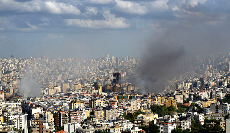 Η ισραηλινή αεροπορία σφυροκόπησε τα νότια προάστια της Βηρυτού