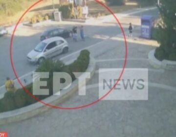 Σοκάρει το νέο περιστατικό ενδοοικογενειακής βίας στα Χανιά: Άνδρας δέρνει την πρώην σύζυγό του μπροστά στο παιδί τους στη μέση του δρόμου