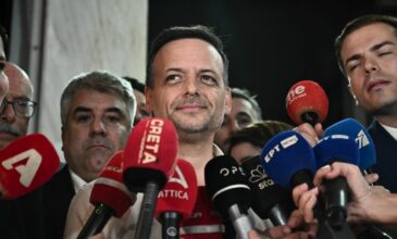 Ο Χάρης Δούκας ζητά τη διεξαγωγή ντιμπέιτ με τον Νίκο Ανδρουλάκη