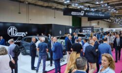 AUTO ATHINA 2024: H MG κλέβει τις εντυπώσεις στην Έκθεση Αυτοκινήτου και το MG Cyberster τραβάει όλα τα βλέμματα θαυμασμού των επισκεπτών!