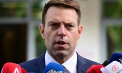 Κασσελάκης: Μετά τον Πολάκη προσφεύγει στη Δικαιοσύνη και σε βάρος εφημερίδας για «συκοφαντικό δημοσίευμα»