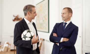 Συνάντηση Μητσοτάκη με τον πρόεδρο της UEFA για τα μέτρα για την οπαδική βία