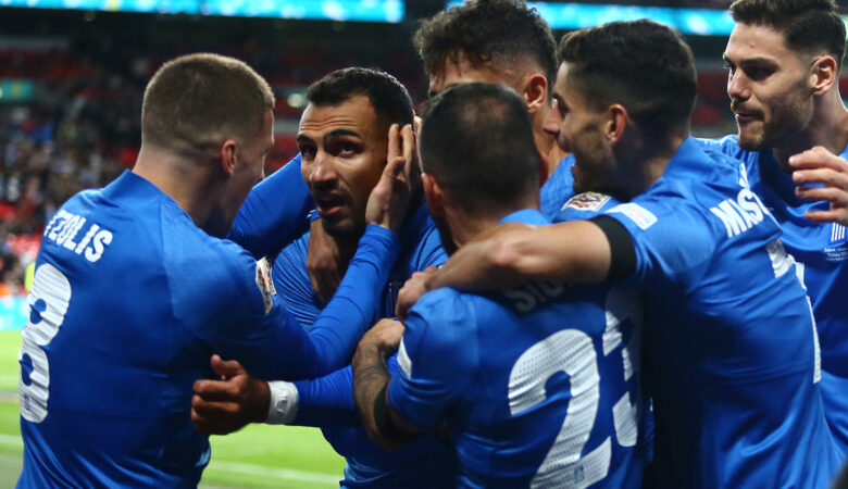 Nations League: «Για σένα Τζορτζ» – Γαλανόλευκο έπος στο «Γουέμπλεϊ», ιστορική νίκη της Εθνικής Ελλάδος με 2-1 επί της Αγγλίας