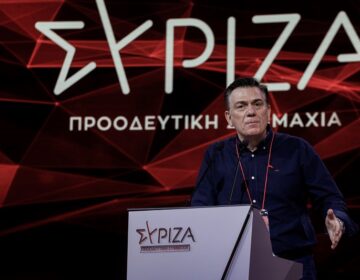 Παραιτήθηκε ο Θάνος Μωραΐτης από διευθυντής της ΚΟ του κόμματος – Δεκάδες παραιτήσεις μελών της Κεντρικής Επιτροπής