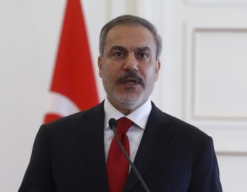 Χακάν Φιντάν: «Υπάρχουν διαφορές απόψεων με την Ελλάδα σε ορισμένα θέματα» – «Στόχος μας μια αμοιβαία επωφελής προσέγγιση»