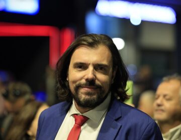 Πέτρος Παππάς: «Στο συνέδριο του ΣΥΡΙΖΑ έσβησαν τα φώτα της Δημοκρατίας και άναψαν τα φώτα των μπουζουκιών»