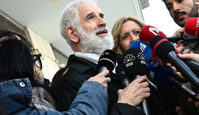 Δίκη Πέτρου Φιλιππίδη: Σφοδρή αντίδραση του εισαγγελέα κατά της προέδρου του Αρείου Πάγου – «Να κάνω τη δουλειά μου και να δέχομαι bullying;»