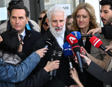 Πέτρος Φιλιππίδης: Εβελίνα Παπούλια και Άννα Μαρία Παπαχαραλάμπους του είχαν στείλει χειρόγραφα μηνύματα