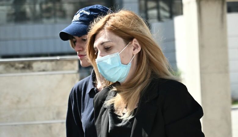 Στοιχείο-κλειδί το πανάκι που φέρεται να χρησιμοποίησε η Ρούλα Πισπιρίγκου για να προκαλέσει ασφυξία στην Ίριδα