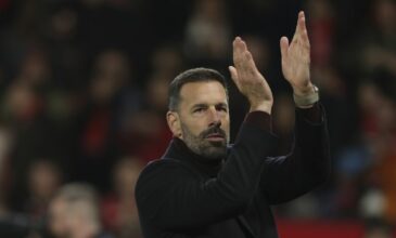 Αποχώρησε τελικά από την Μάντσεστερ Γιουνάιτεντ ο Ρουντ Φαν Νίστελροϊ