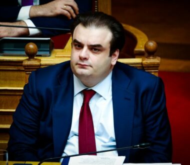 Πρωτογενές πλεόνασμα ρεκόρ ύψους 5,34 δισ. ευρώ – Στο «τραπέζι» το πακέτο της ΔΕΘ, τι εξετάζει το οικονομικό επιτελείο της κυβέρνησης