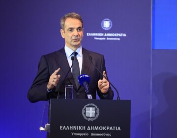 Μητσοτάκης: «Δημοκρατία σημαίνει πρώτα και πάνω από όλα εμπιστοσύνη στη δικαιοσύνη»