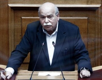 Βούτσης: «Καμία σχέση του αστυνομικού με τον ΣΥΡΙΖΑ»