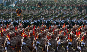 Οι Φρουροί της Επανάστασης στο Ιράν προειδοποιούν: «Κόκκινη γραμμή» η περιφρούρηση των επιτευγμάτων της επανάστασης του 1979