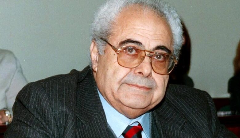 Έφυγε από τη ζωή ο πρώην υπουργός του ΠΑΣΟΚ Κώστας Μπαντουβάς