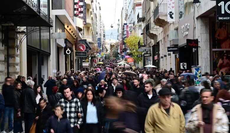 Ανοιχτά σήμερα τα εμπορικά καταστήματα, τα πολυκαταστήματα και τα σούπερ μάρκετ