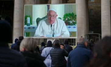 Κατάπαυση του πυρός σε Γάζα και Ουκρανία ζήτησε στο κυριακάτικο μήνυμά του ο πάπας Φραγκίσκος