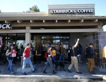 Απεργία εργαζομένων της Starbucks σε περισσότερα από 300 καταστήματα στις ΗΠΑ την παραμονή Χριστουγέννων