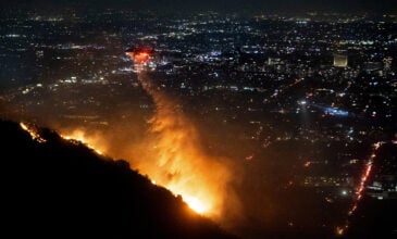 Ακυρώθηκαν όλες οι πρεμιέρες και οι εκδηλώσεις στο Χόλιγουντ λόγω των πυρκαγιών στο Λος Άντζελες