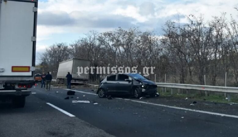 Θανατηφόρο τροχαίο με νεκρό έναν 23χρονο στην εθνική οδό Αθηνών-Λαμίας στο Σχηματάρι