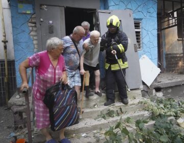 Οι αρχές της επαρχίας του Χαρκόβου διετάξαν την απομάκρυνση οικογενειών με παιδιά από 16 περιοχές