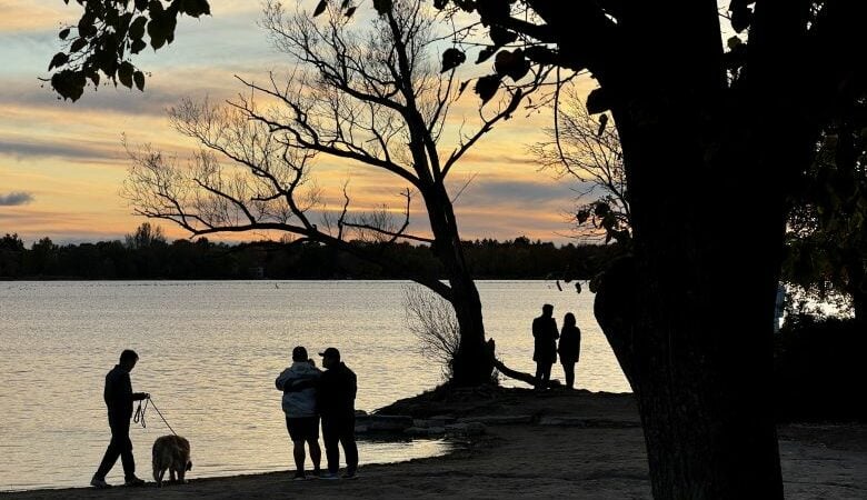 Οι Καναδοί ακυρώνουν ταξίδια στις ΗΠΑ και μποϊκοτάρουν τα αμερικανικά προϊόντα