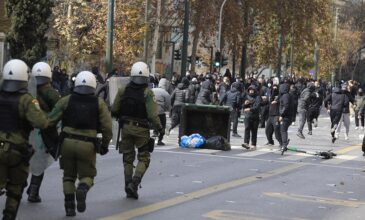 Αναπάντητα ερωτήματα για τα επεισόδια στο μεγαλειώδες συλλαλητήριο για τα Τέμπη