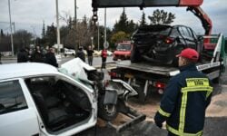 Καραμπόλα τριών αυτοκινήτων στην Κατεχάκη – Τρεις νεκροί, τρεις τραυματίες
