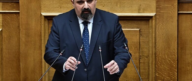 Να κριθεί απευθείας από την Δικαιοσύνη ζητά από την Προανακριτική ο Χρήστος Τριαντόπουλος