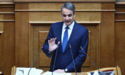 Ο Μητσοτάκης διαγράφει τον βουλευτή που φώναξε στη Ζωή Κωνσταντοπούλου «κάνε κανένα παιδί»