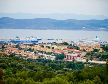 Νεφώσεις με τοπικές βροχές και υψηλές θερμοκρασίες σήμερα Τετάρτη